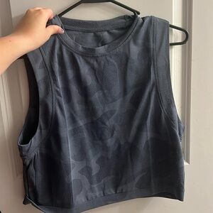 Athletic camo women’s tank top